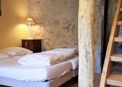 La Maison de Marguerite - Montbrun-les-Bains - Slaapkamer