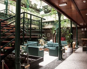 Hotel Universal - ג'רס - לובי