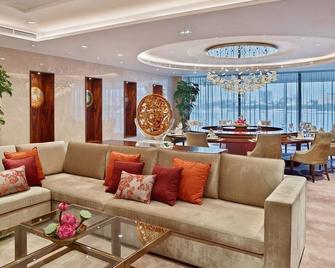 White Swan Hotel - גואנגג'ואו - מסעדה