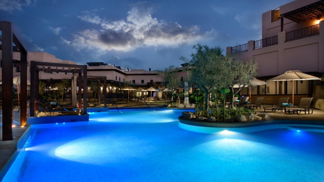 Atana Musandam Resort