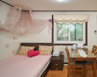 Arajin Pension - Yangpyeong-gun - Habitación
