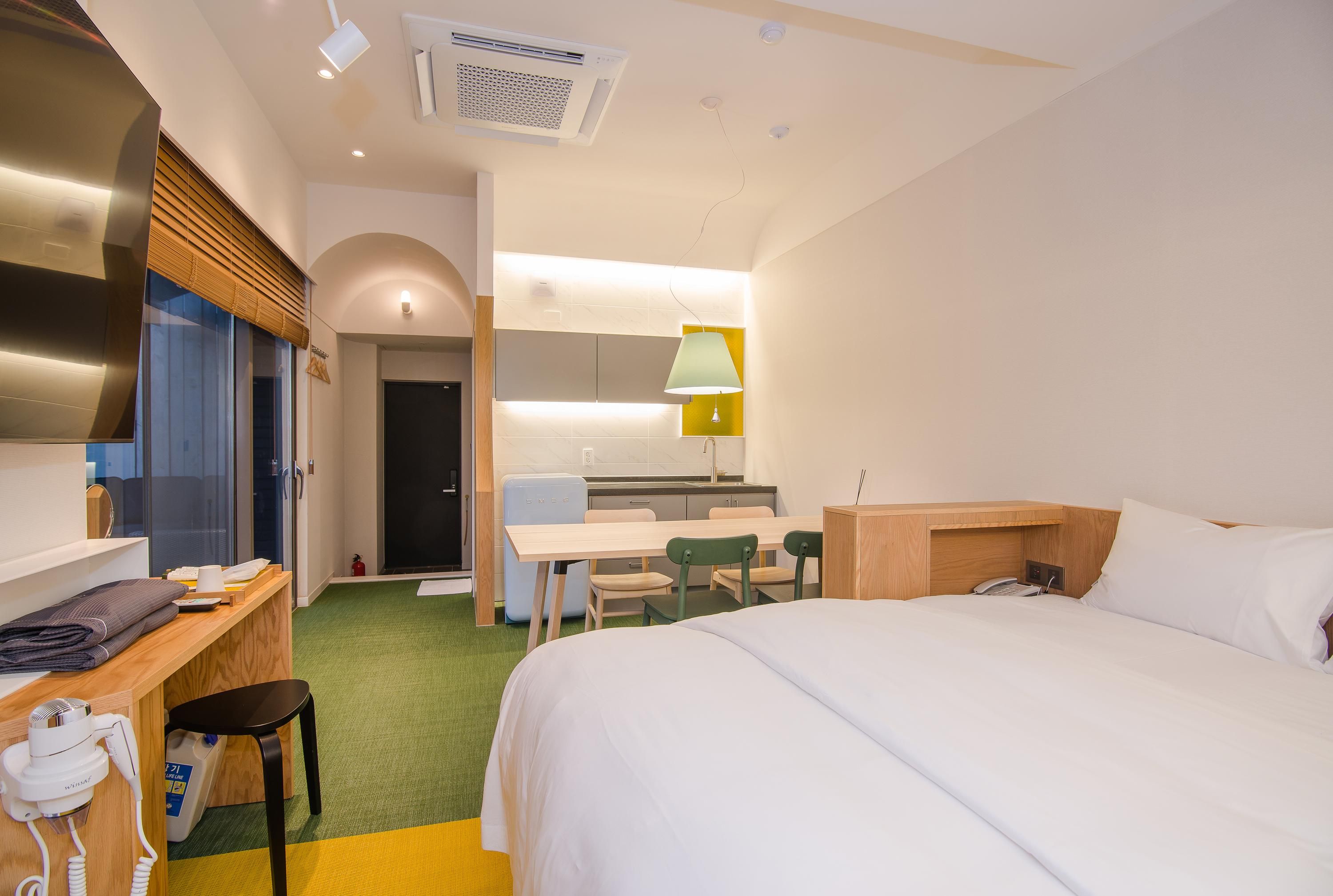 Blo By Blo Hotel