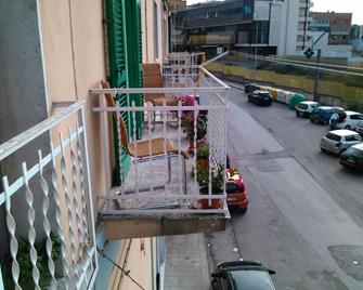 B&b Misty 2d - Matera - Balcony