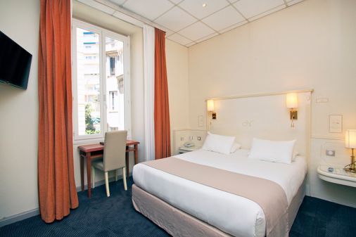 Hotel Napoleon - Ajaccio - Κρεβατοκάμαρα