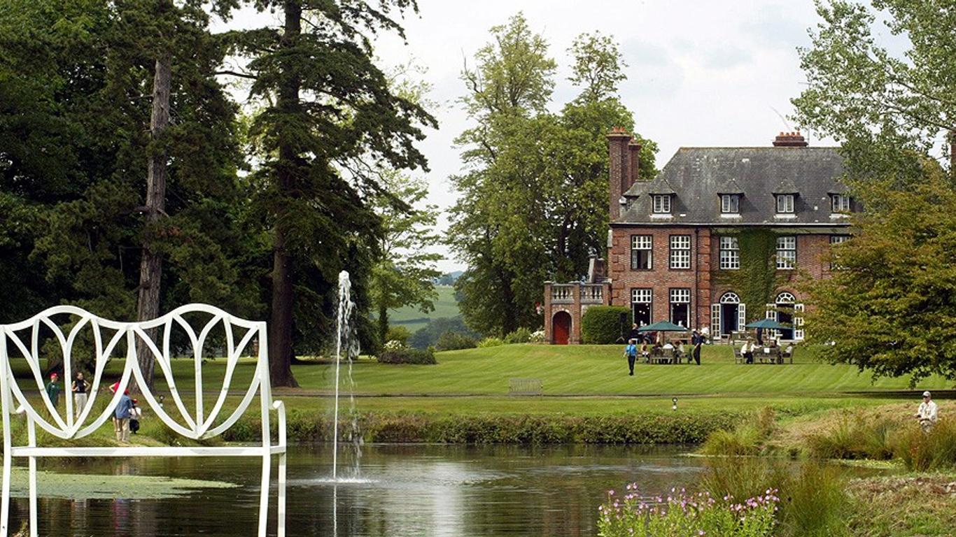 Hotel Llansantffraed Court