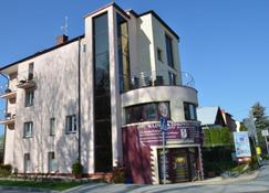 Dormed Medical Spa - Busko-Zdrój - Gebouw