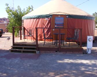 San Juan Inn - Mexican Hat - Building