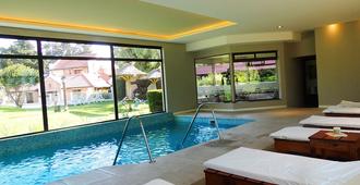 Paradiso Hotel - Villa de Merlo - Pool