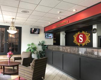 The Schenectady Inn & Suites - Schenectady - Recepción