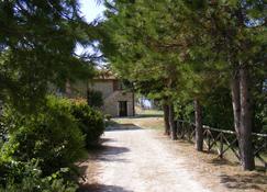 Agriturismo Guinzano - Gubbio - Edifício
