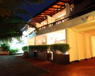 Dalawella Beach Resort By Deco - Unawatuna - Building