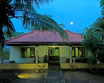 Heina Nature Resort & Yala Safari - Kataragama - Edificio