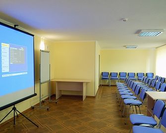 Dnepropetrovsk Hotel - Dnipró - Sala de reuniones