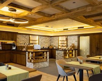 Camino Rustic Chic Hotel - Livigno - Dining room