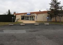 Kyriad Direct Castres - Saix - Saïx - Building