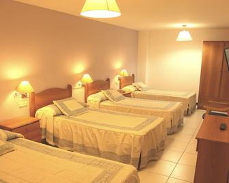 Hotel El Emigrante - Villanueva de la Serena - Bedroom