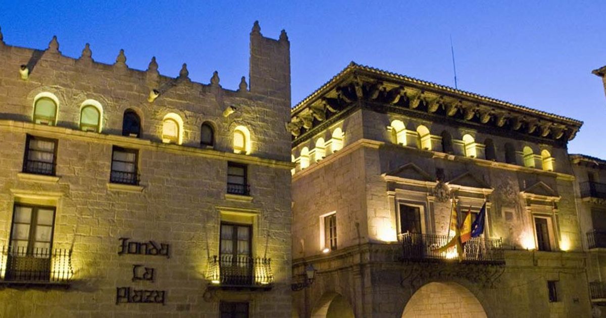 Fonda la Plaza desde 54 €. Casas de huéspedes en Valderrobres KAYAK