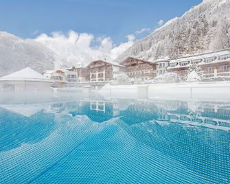 Stock Resort - Finkenberg - Uima-allas