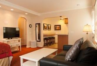 Briarwood Inn - Carmel-by-the-Sea - Olohuone