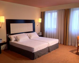 abba Burgos Hotel - Burgos - Bedroom