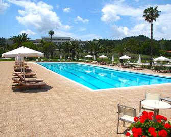 Kassandra Palace Seaside Resort - Kriopigi - Piscina