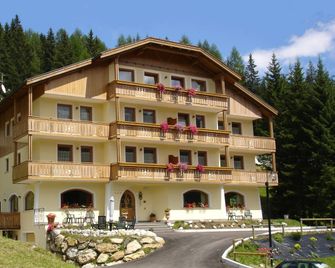 Hotel Mondeval - Selva di Cadore - Budova