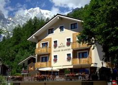 Hotel Vallée Blanche - Courmayeur - Rakennus