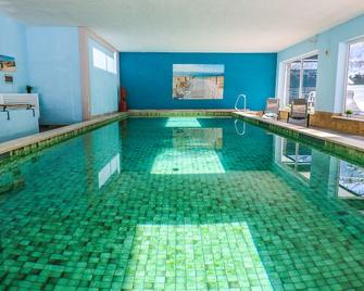 Hotel Quellenhof - Grainau - Bazén