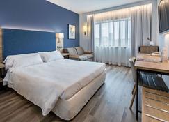 Hotel Puerta de Bilbao - Barakaldo - Bedroom