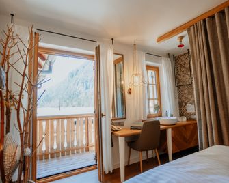 Hotel Plesnik Logar Valley - Solcava - Bedroom