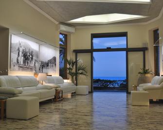 Hotel Boncardo - Finale Ligure - Ingresso