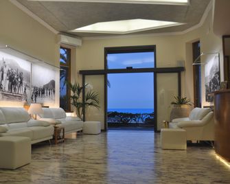 Hotel Boncardo - Finale Ligure - Ingresso