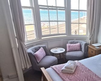 Seacrest Guest House - Weymouth - Bedroom