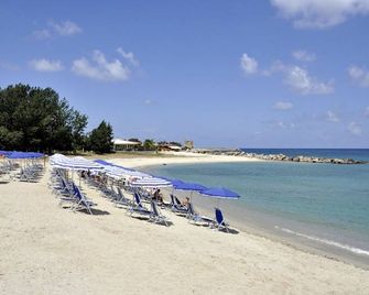Green Garden Club - Briatico - Beach