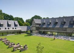 Les Manoirs de Tourgéville - Deauville - Rakennus