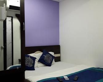 Hotel Golden Palace Guest House & Dormitory - Mumbai - Chambre