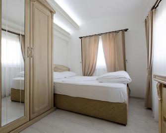 In House Hostel - Izmir - Bedroom