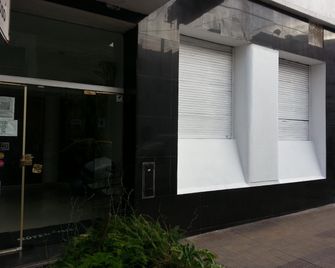 Hotel Isis - Buenos Aires - Vista del exterior
