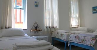 Agapi Guesthouse - Ayvalık - Habitación