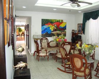 Casa Hotel Miriam - Montería - Oleskelutila