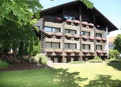 Hotel Garni Bellevue - Bad Fuessing - Toà nhà