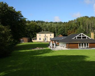 Hotel Færgelunden - Frederikssund - Gebäude