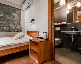 Guest House Pachamama - Pirano - Camera da letto