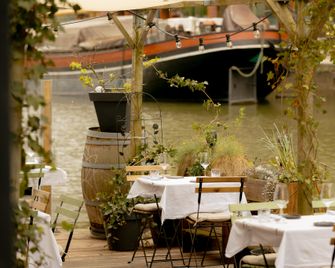 FLOATS by H2OTEL Rotterdam - Rotterdam - Restaurante