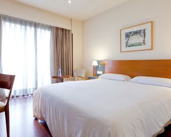 Senator Barajas - Madrid - Bedroom