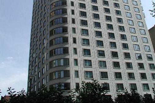 Oakwood at Colonnade Residences - Boston - Building