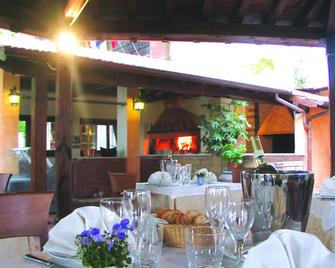Hotel La Locanda Del Borgo - Marco Simone - Restaurante