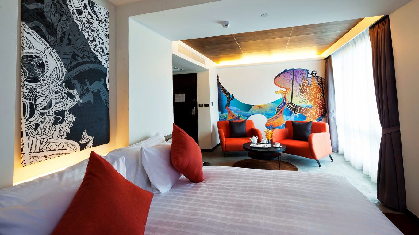 Rakyim Siam - Sukhumvit 15