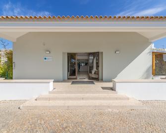Golden Club Cabanas - Conceição e Cabanas de Tavira - Edificio