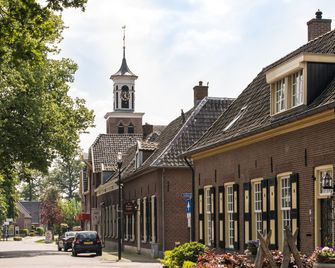 Hotel Cafe Restaurant De Gouden Karper - Hummelo - Vista esterna